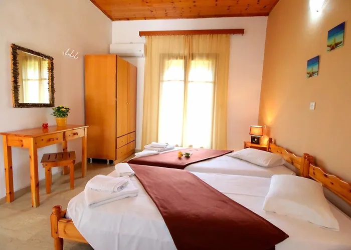 Romeo & Juliet Aparthotel Perivólion
